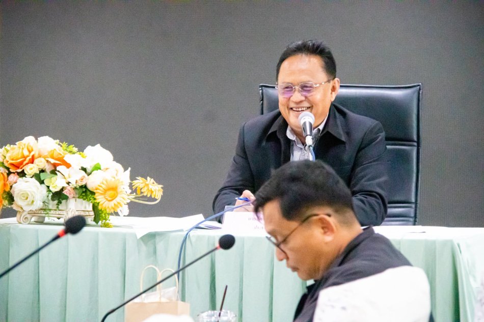 ประชุมคณะกรรมการพัฒนาเทศบาลเมืองประโคนชัยและประชาคมระดับเมือง