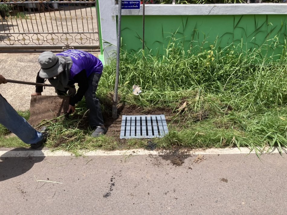 ซ่อมแซมฝาท่อรางระบายน้ำ และถนนในเขตเทศบาล ประจำเดือน พฤษภาคม 2569