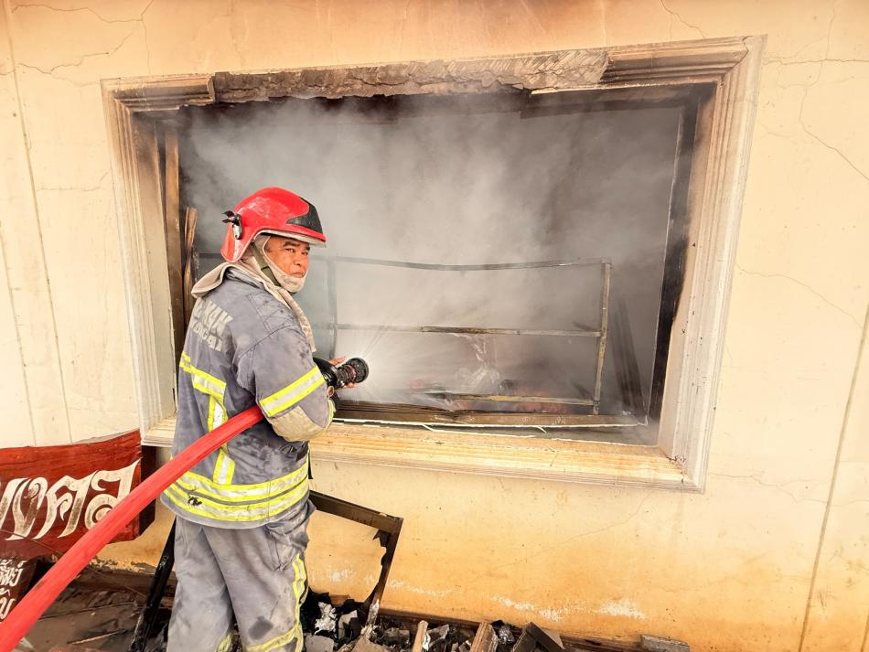 ออกระงับเหตุเพลิงไหม้ ณ วัดบ้านตะแบก ตำบลจันดุม